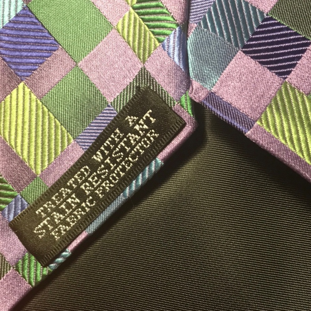 Beautiful tie - Picture 3 of 3